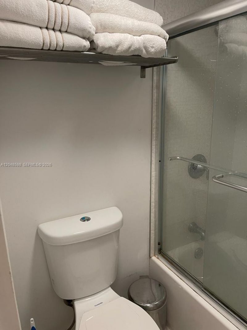 5701 Collins Ave , Unit 1411, Miami Beach, FL 33140 Photo