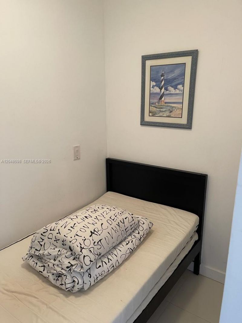 5701 Collins Ave , Unit 1411, Miami Beach, FL 33140 Photo