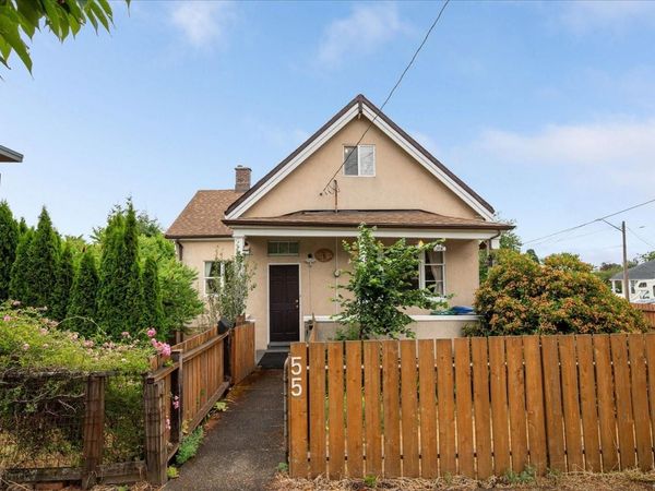 55 Haliburton St , Nanaimo, BC V9R 4V6