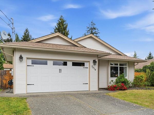 3614 Victoria Ave , Nanaimo, BC V9T 6N9