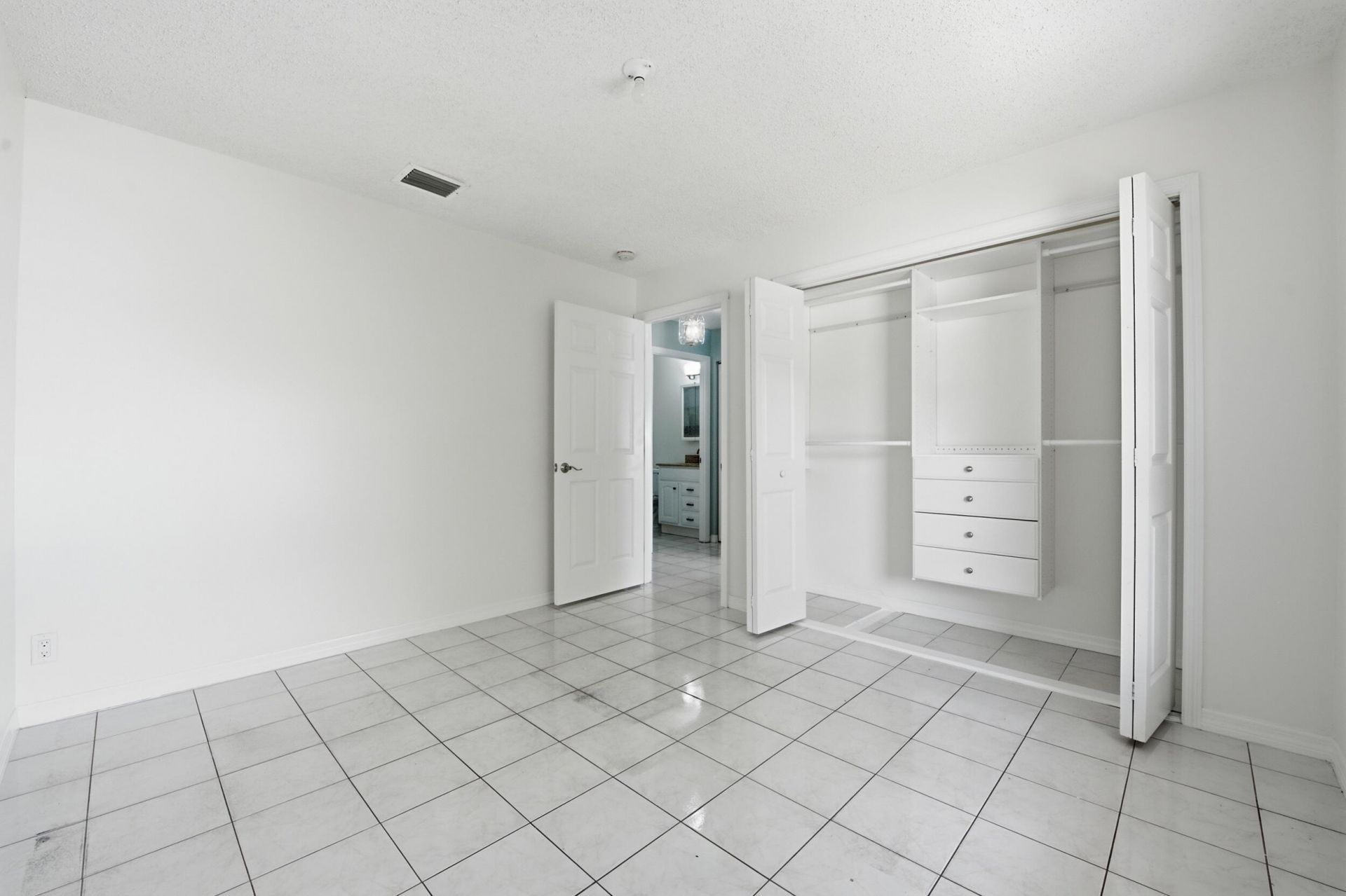 5814 Ithaca Circle E, Lake Worth, FL 33463 Photo