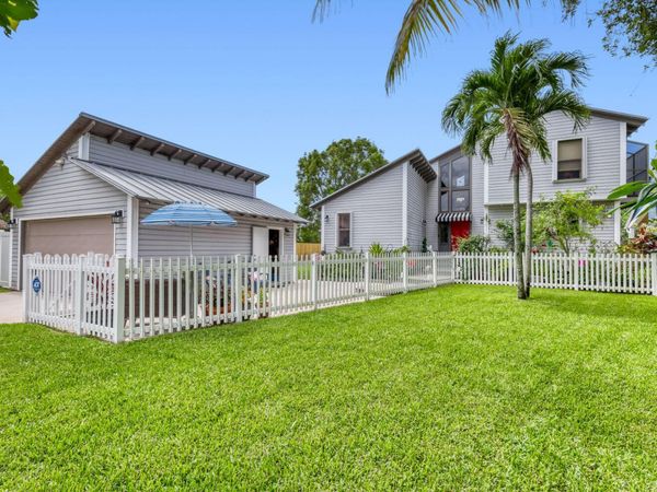 3918 Edgar Avenue, Boynton Beach, FL 33436