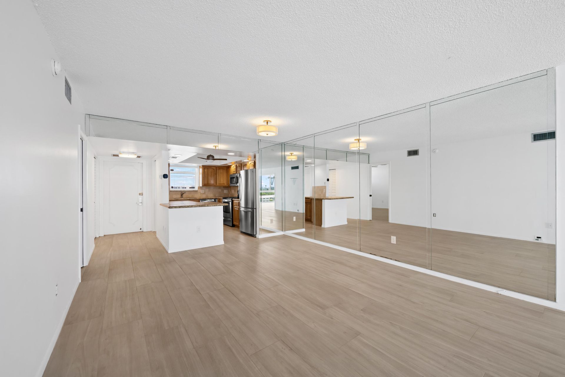 3100 NE 49th Street, Unit 1109, Fort Lauderdale, FL 33308 Photo