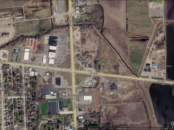 572 N Cedar Street , Imlay City, MI 48444
