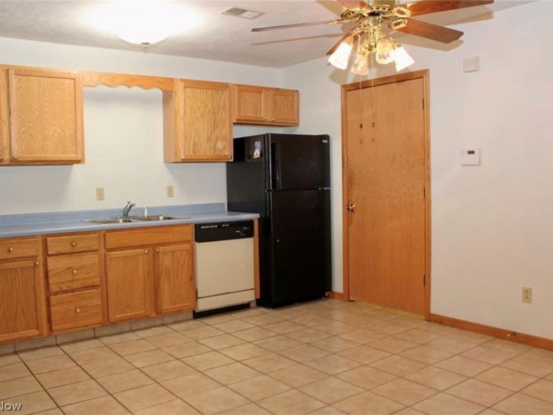 361 Meadowbrook Avenue, Unit 3, Boardman, OH 44512 Photo 4