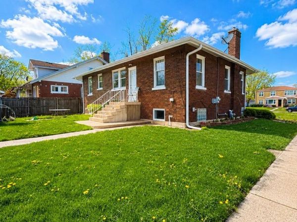 270 W 16th Street , Chicago Heights, IL 60411