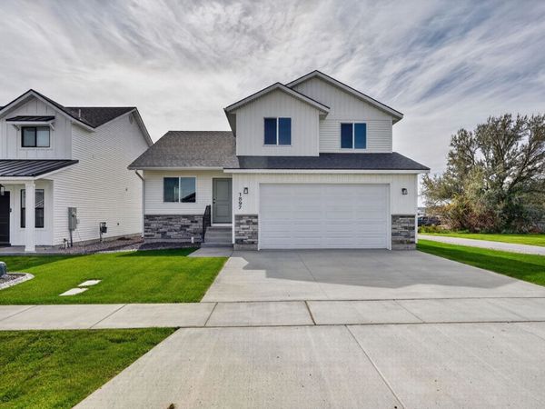 1897 Brynwood Ave., Chubbuck, ID 83202