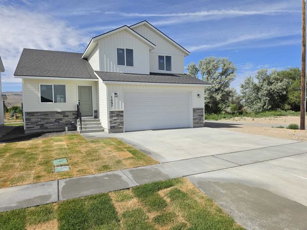 1897 Brynwood Ave., Chubbuck, ID 83202