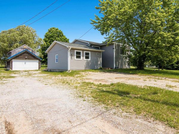 1343 Duck Lake Road E, Grawn, MI 49637
