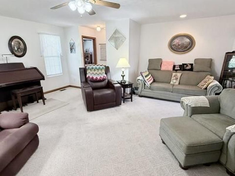 500 Lambert Drive, Piqua, OH 45356 Photo 13