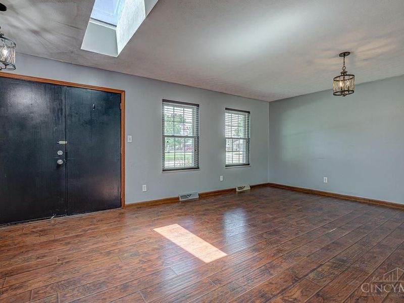 5268 Dellbrook Drive, Fairfield, OH 45014 Photo 3
