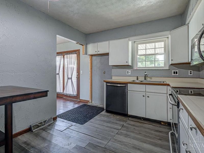 5268 Dellbrook Drive, Fairfield, OH 45014 Photo 8