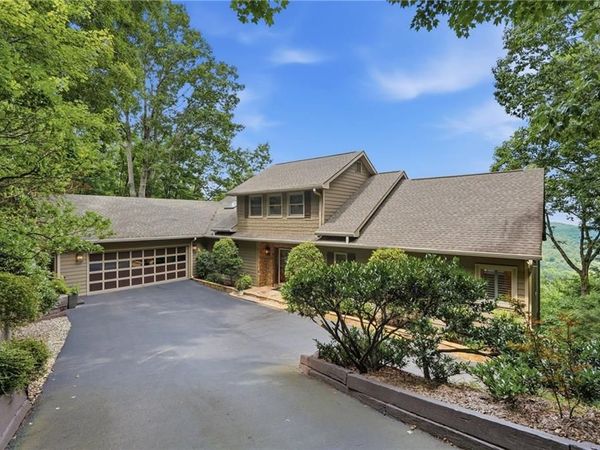 72 Wild Cherry Lane , Big Canoe, GA 30143
