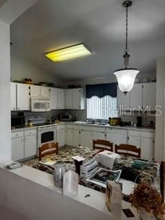 8806 Cypress Hammock Drive , Tampa, FL 33614 Photo