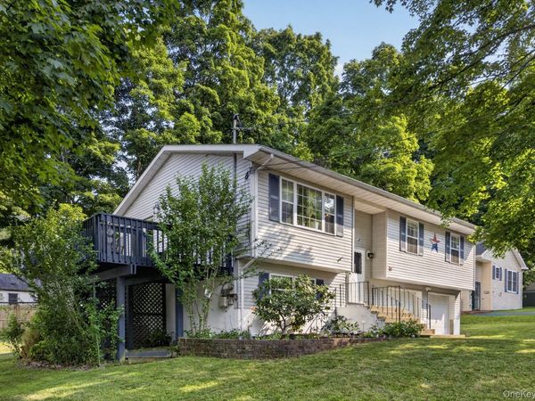 12 Pond Place , Beacon, NY 12508