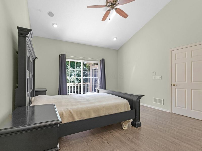 7346 Deer Valley Crossing, Powell, OH 43065 Photo 17