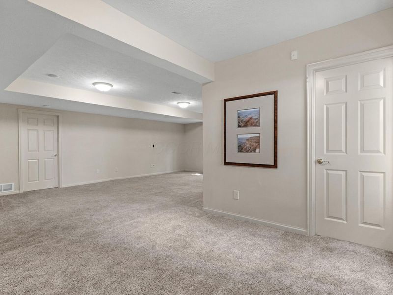 7346 Deer Valley Crossing, Powell, OH 43065 Photo 37