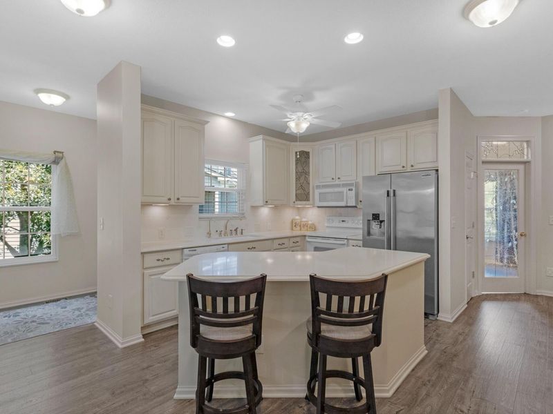 7346 Deer Valley Crossing, Powell, OH 43065 Photo 8