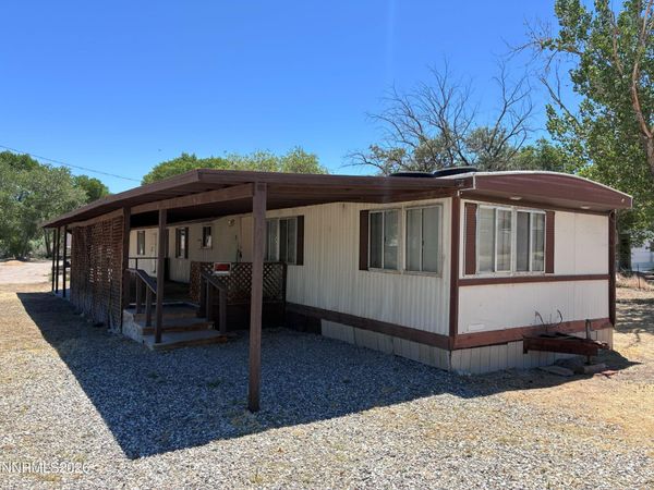 711 River Avenue, Yerington, NV 89447