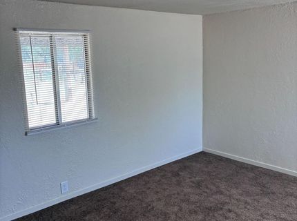711 River Avenue, Yerington, NV 89447 Photo