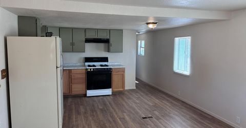 711 River Avenue, Yerington, NV 89447 Photo