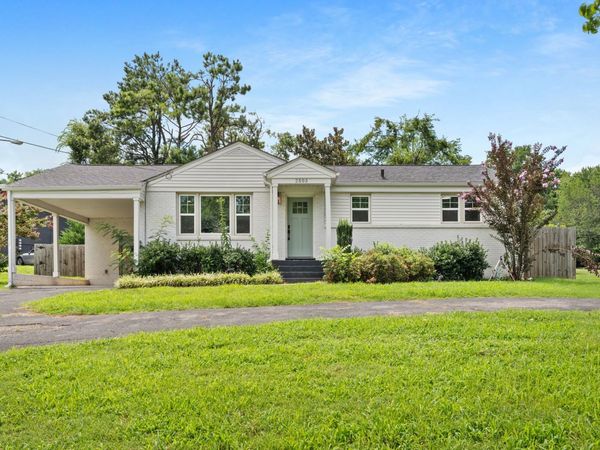 2503 Merry Oaks Dr, Nashville, TN 37214