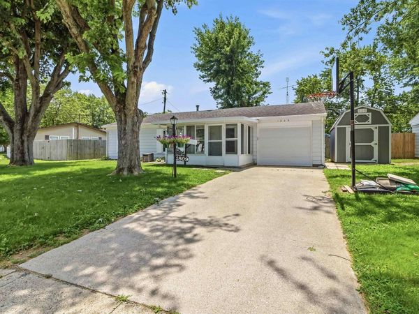 1809 W Westlea Drive, Marion, IN 46952