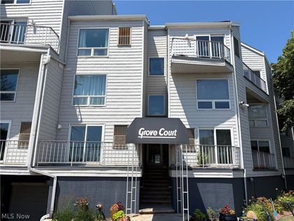 1900 Grove Court Cleveland, OH 44113