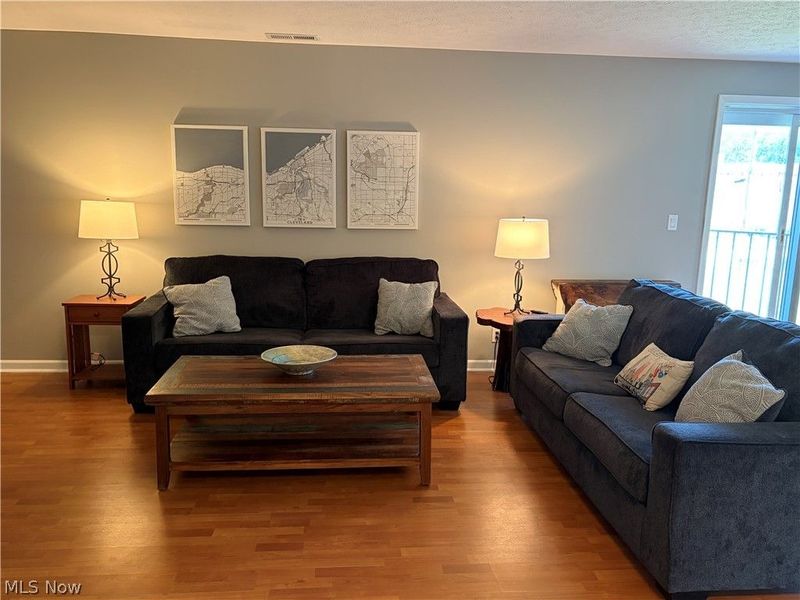 1900 Grove Court, Unit 114, Cleveland, OH 44113 Photo 6