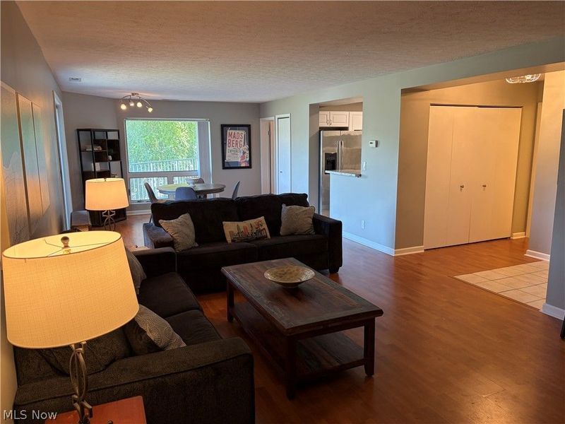 1900 Grove Court, Unit 114, Cleveland, OH 44113 Photo 8
