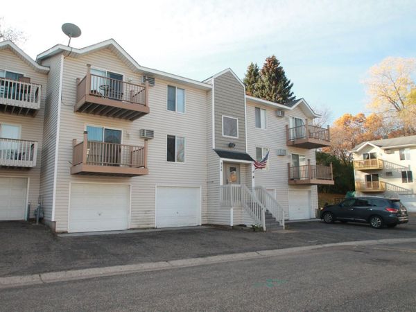 926 Wescott Trail , Unit 201, Eagan, MN 55123