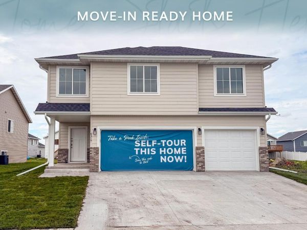 6317 83 Avenue , Horace, ND 58047
