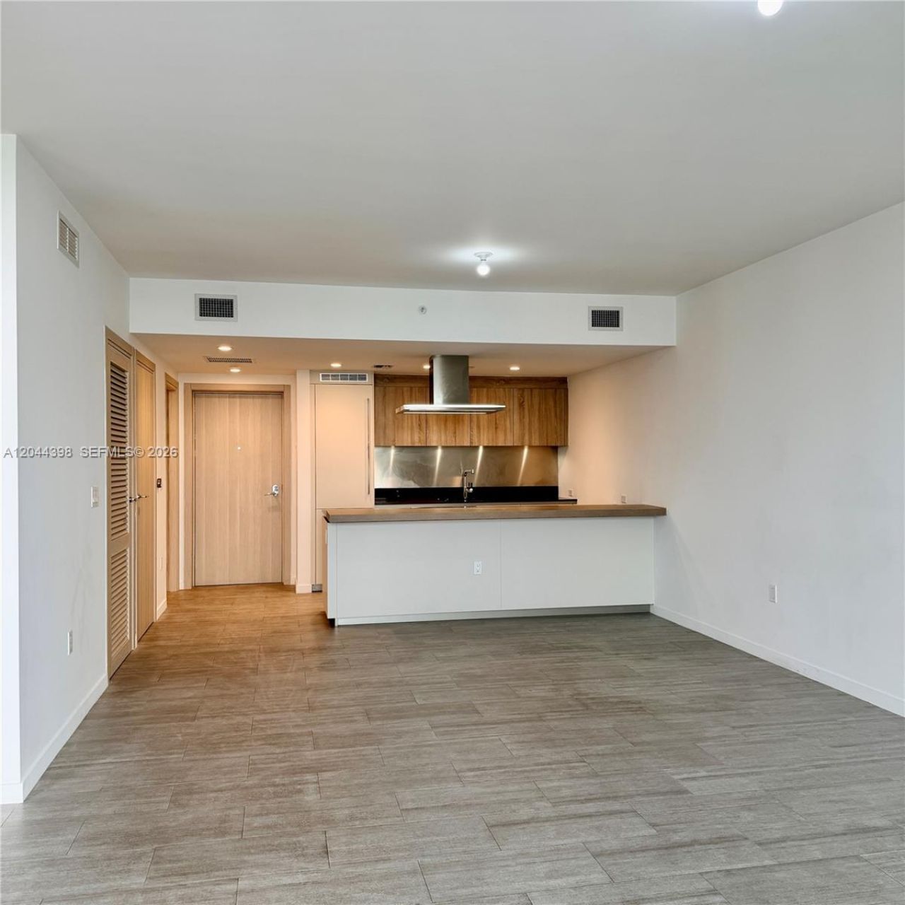 1000 Brickell Plz , Unit 3410, Miami, FL 33131 Photo