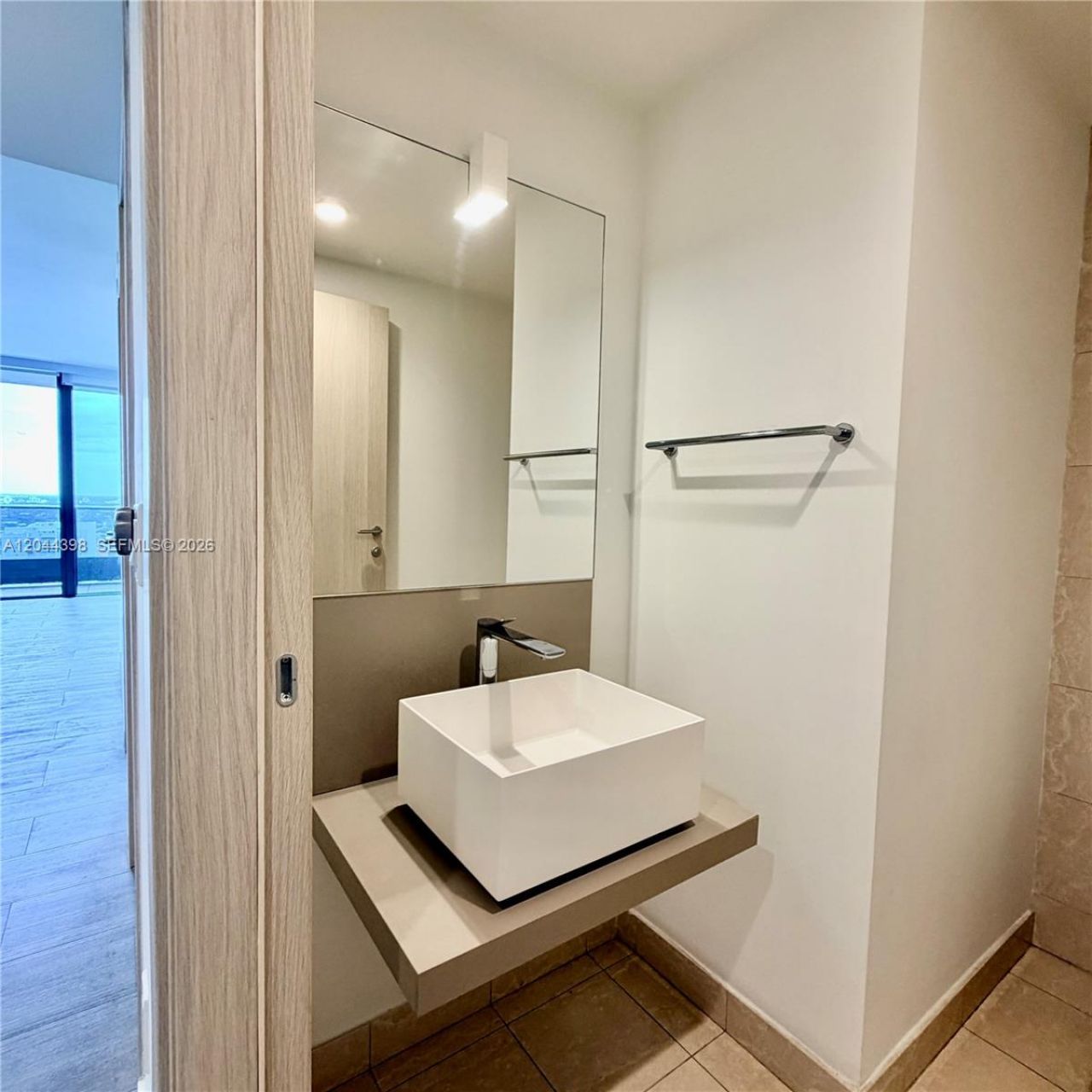 1000 Brickell Plz , Unit 3410, Miami, FL 33131 Photo