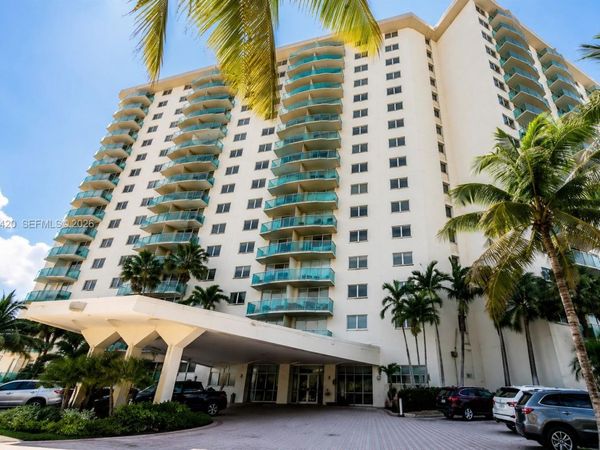 19370 Collins Ave , Unit 716, Sunny Isles Beach, FL 33160