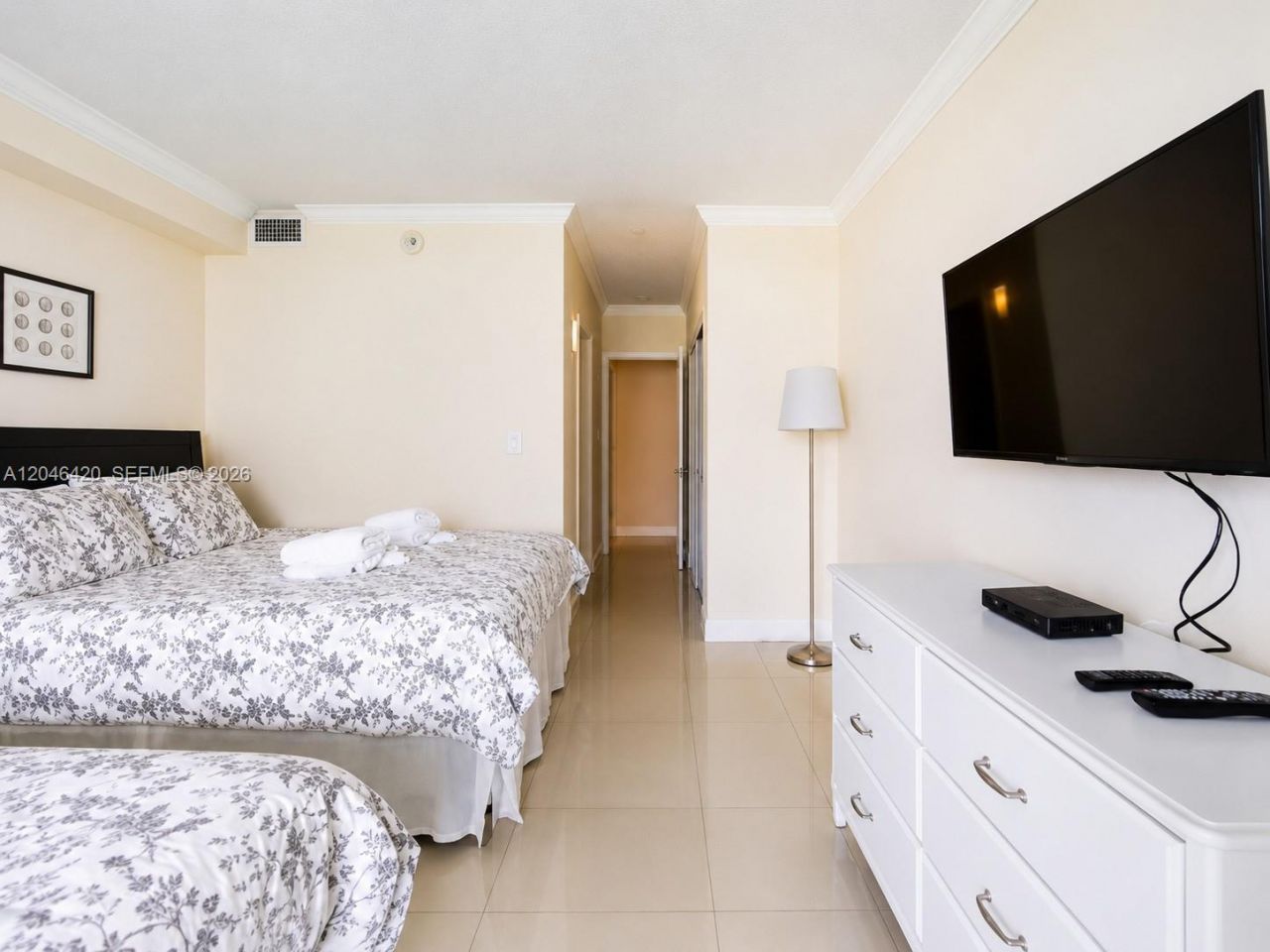 19370 Collins Ave , Unit 716, Sunny Isles Beach, FL 33160 Photo