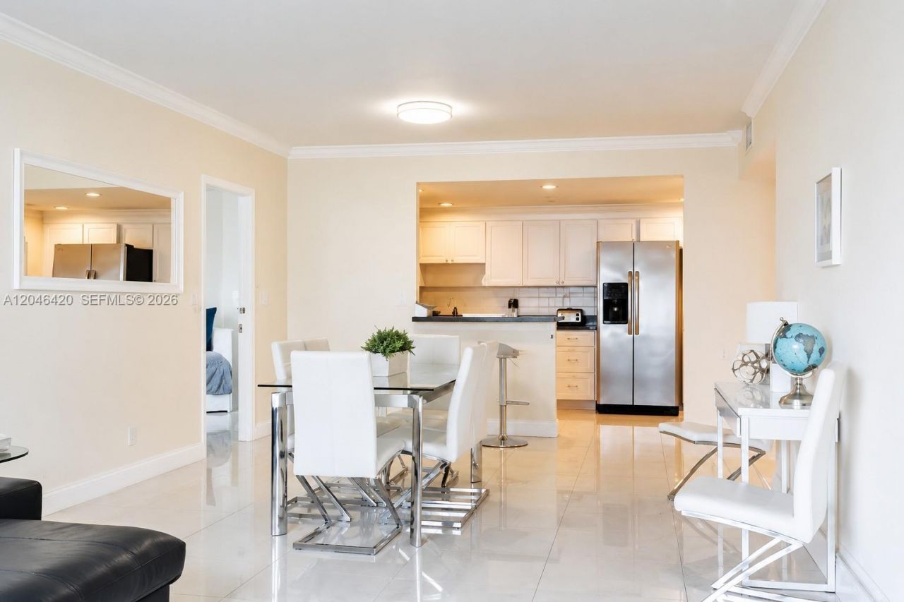 19370 Collins Ave , Unit 716, Sunny Isles Beach, FL 33160 Photo