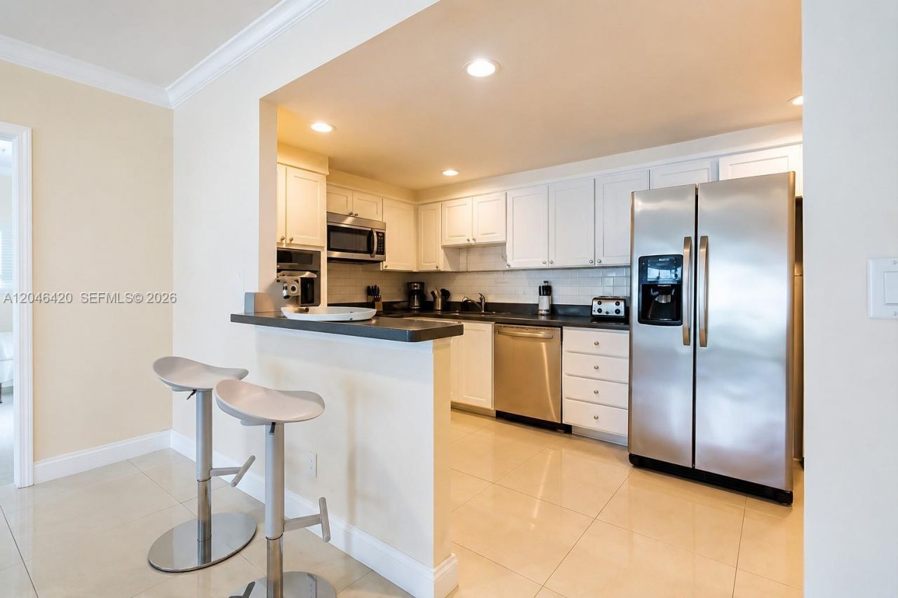 19370 Collins Ave , Unit 716, Sunny Isles Beach, FL 33160 Photo