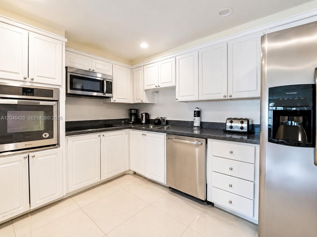 19370 Collins Ave , Unit 716, Sunny Isles Beach, FL 33160 Photo