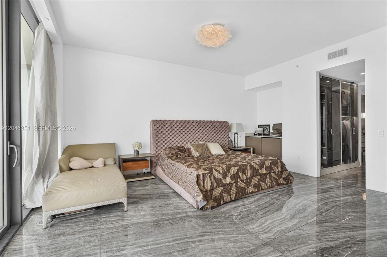 18975 Collins Ave , Unit 2901, Sunny Isles Beach, FL 33160 Photo