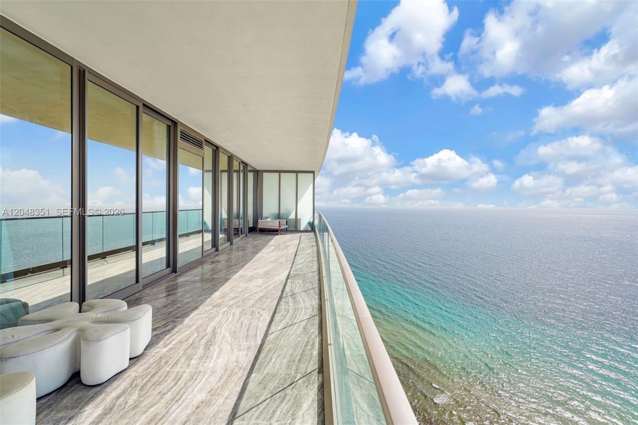 18975 Collins Ave , Unit 2901, Sunny Isles Beach, FL 33160 Photo