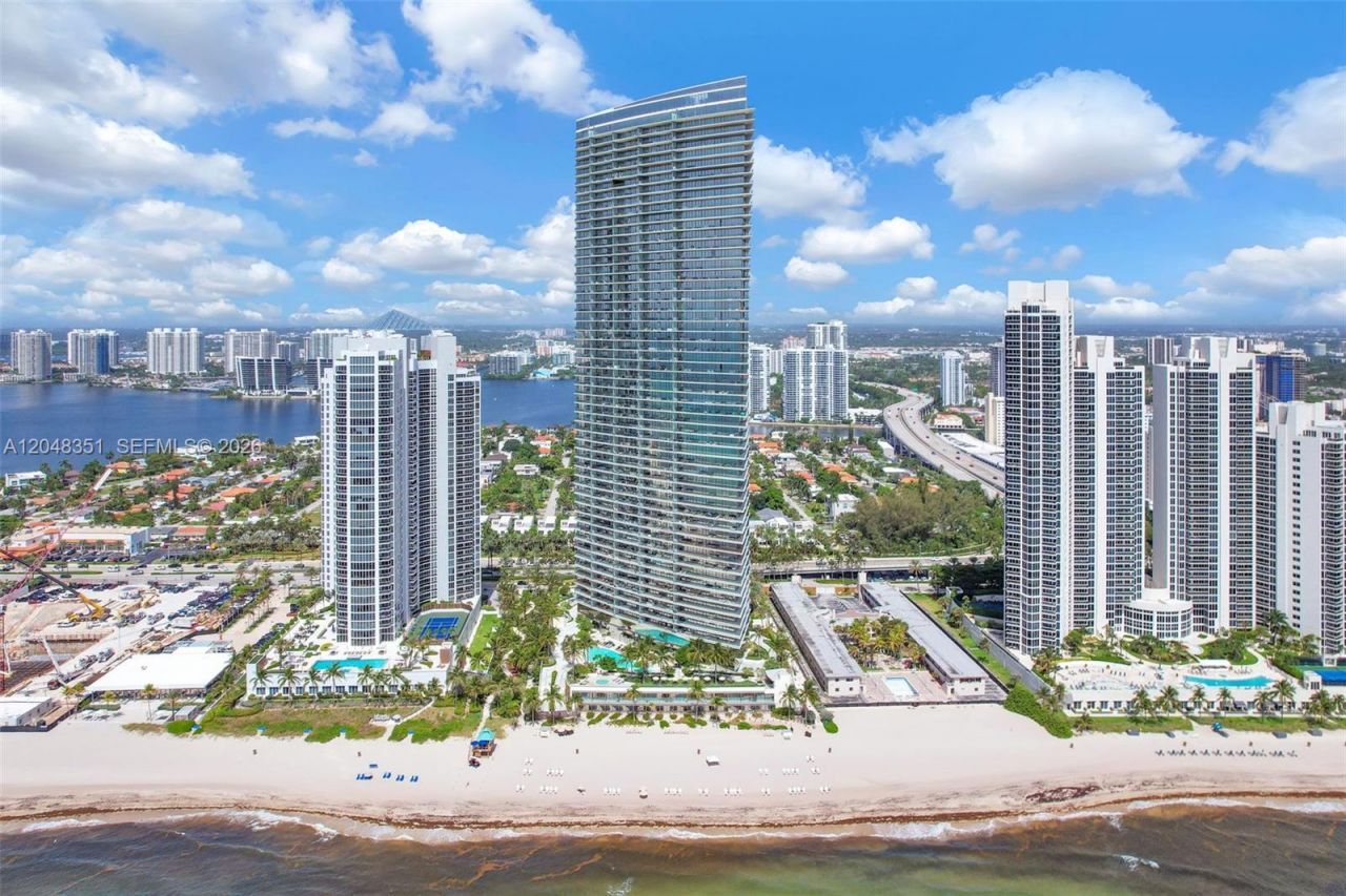 18975 Collins Ave , Unit 2901, Sunny Isles Beach, FL 33160 Photo