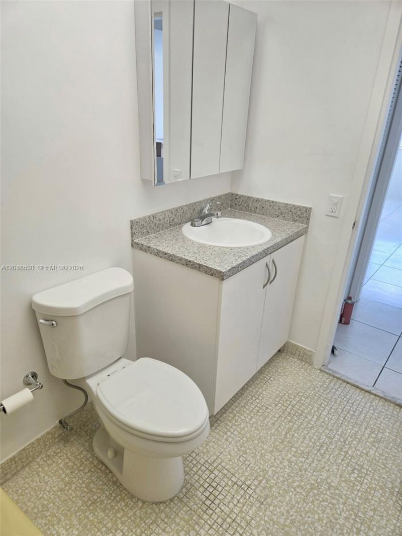 1225 NE 124th St , Unit 35B, North Miami, FL 33161 Photo