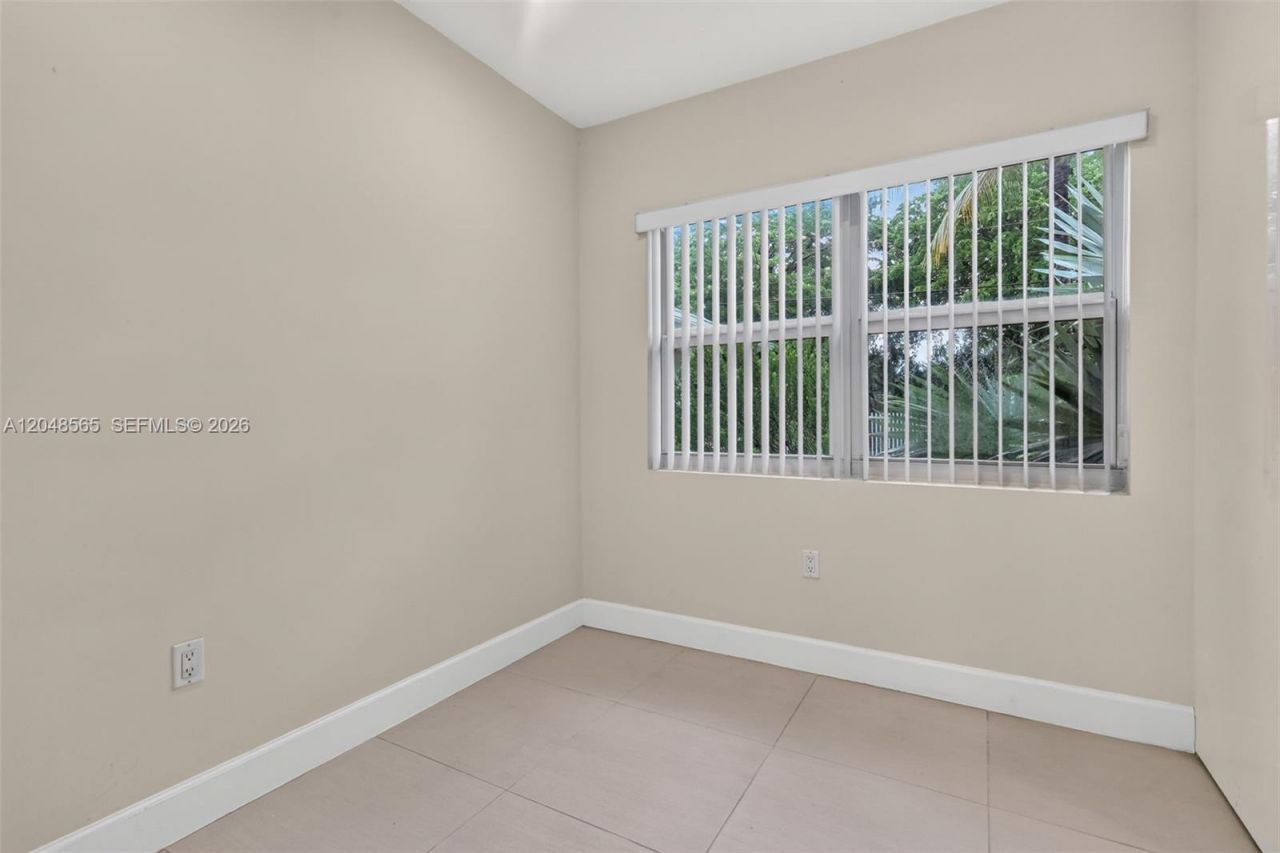 12800 NE 11th Ave , Unit 3, North Miami, FL 33161 Photo