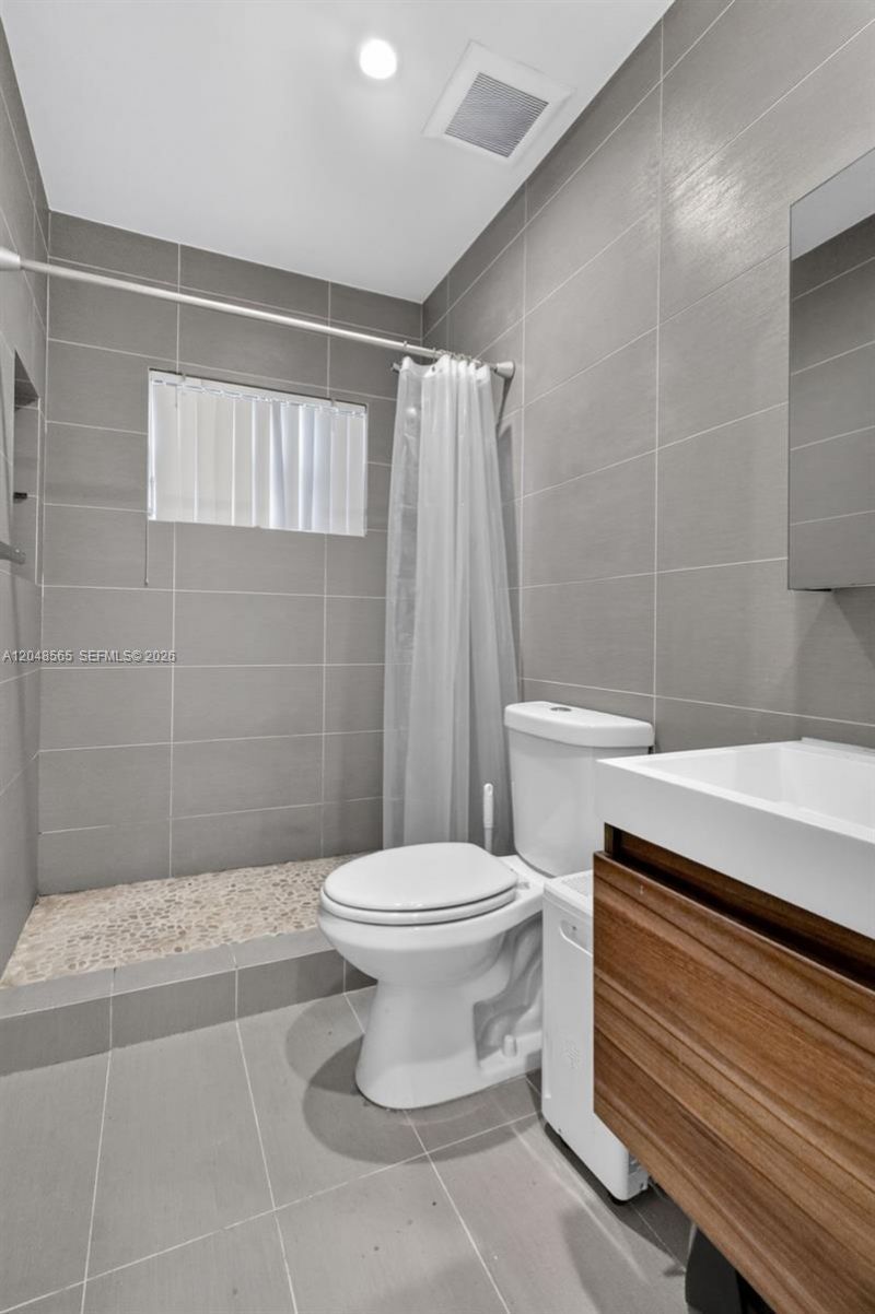 12800 NE 11th Ave , Unit 3, North Miami, FL 33161 Photo