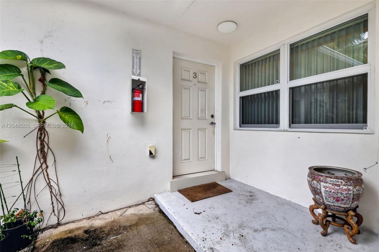 12800 NE 11th Ave , Unit 3, North Miami, FL 33161 Photo