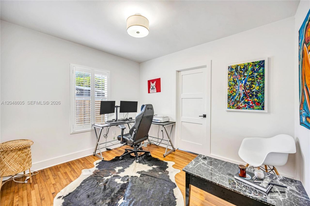 250 NW 40th Ave , Miami, FL 33126 Photo