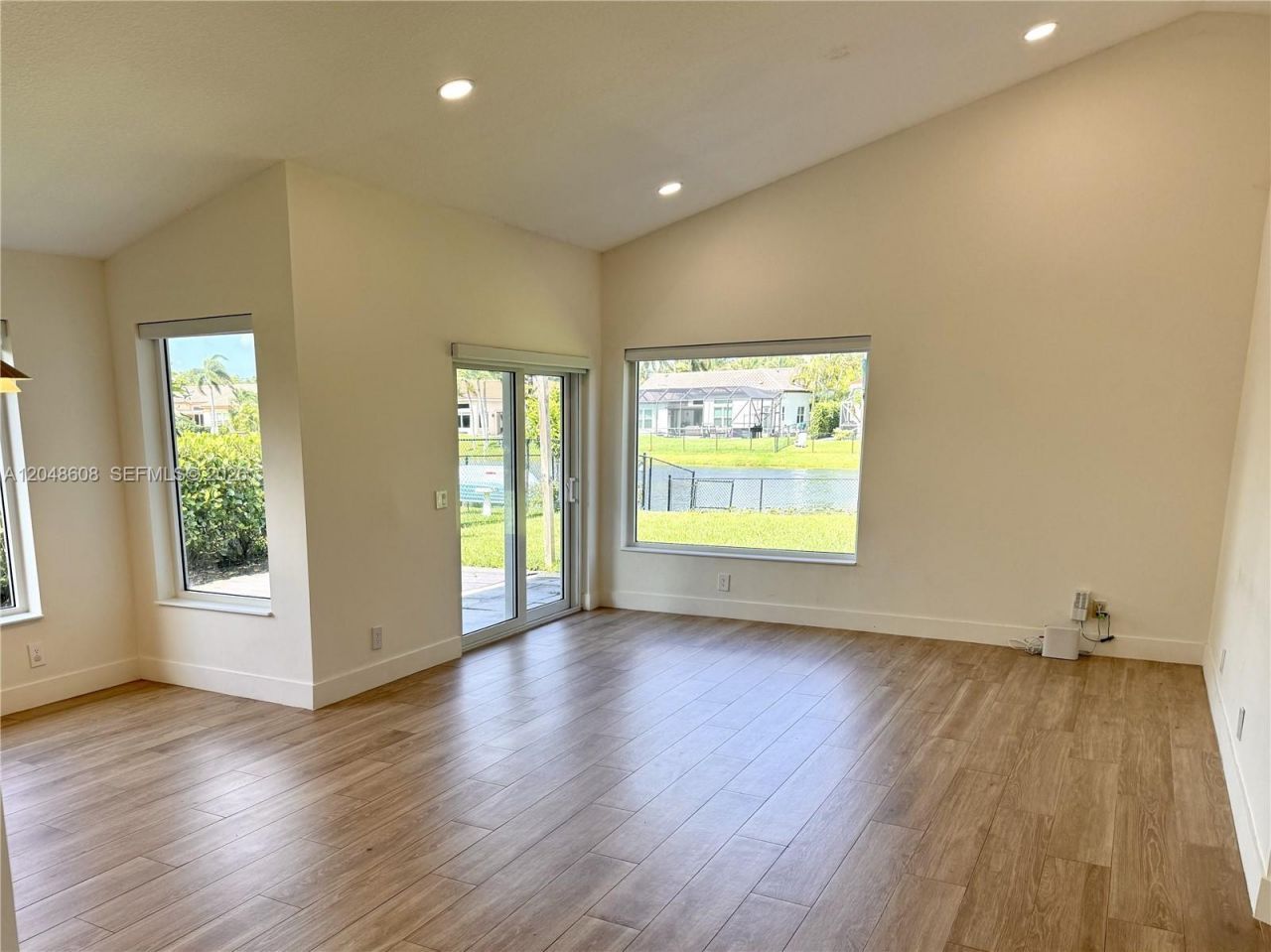 9291 Arborwood Cir , Davie, FL 33328 Photo