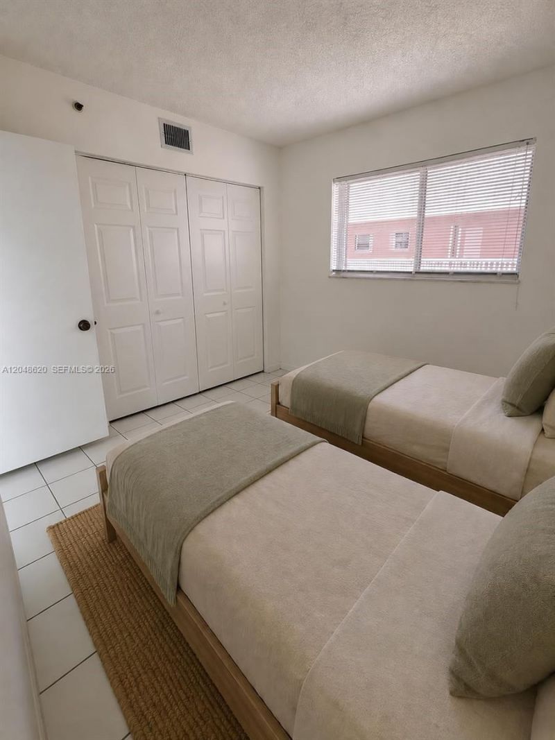 600 NW 32nd Pl, Unit 312, Miami, FL 33125 Photo