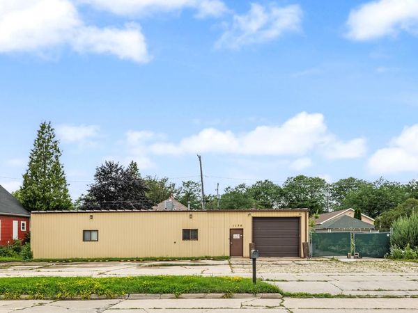 1138 STATE STREET, Green Bay, WI 54304